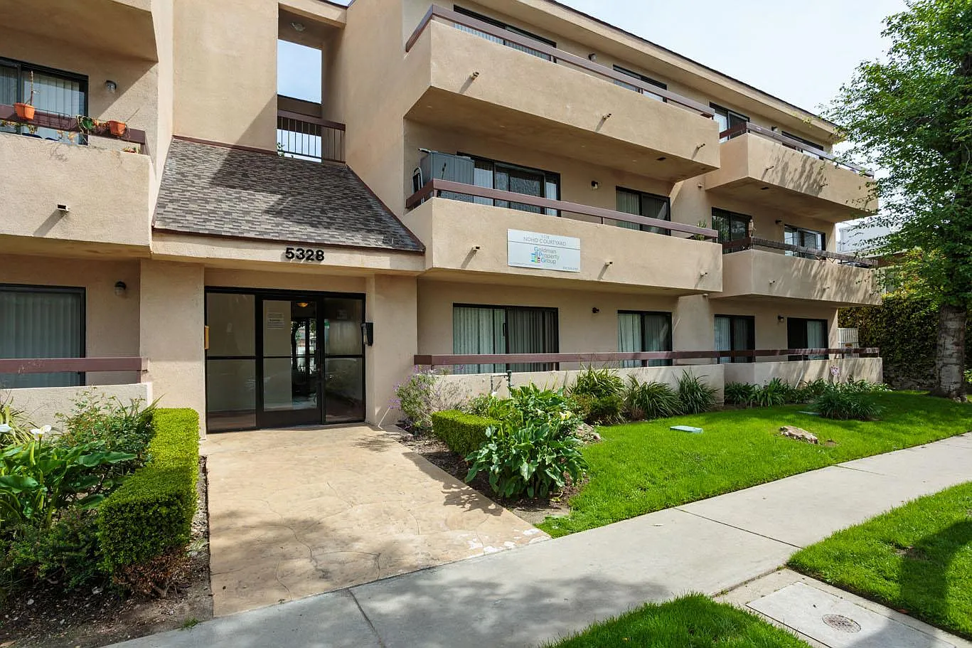 2 bed, $2,150 — Photo 1