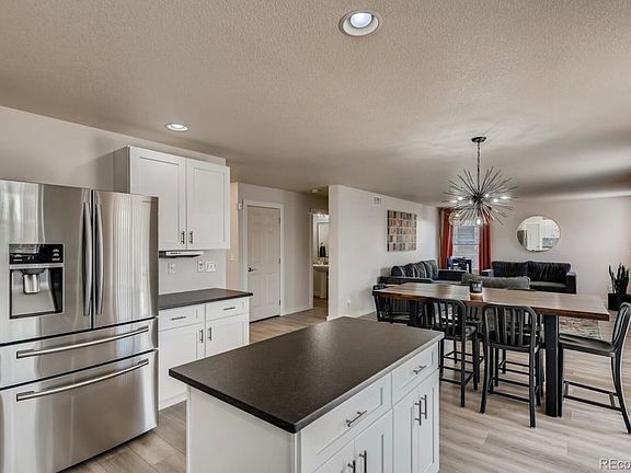 4th image of 10132 Altura St