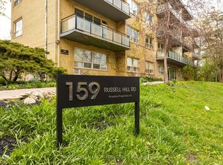 159 Russell Hill Rd #403-C02, Toronto, ON M4V 2S9