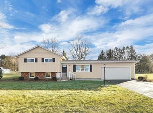 489 Donovan Dr NE, Newark, OH
