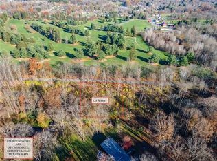 3 Club Dr, New Castle, PA 16105