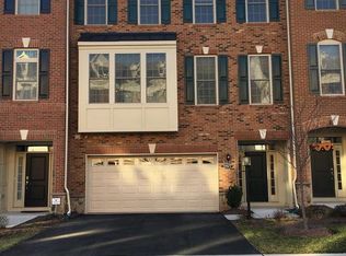 22577 Windsor Locks Sq, Ashburn, VA 20148