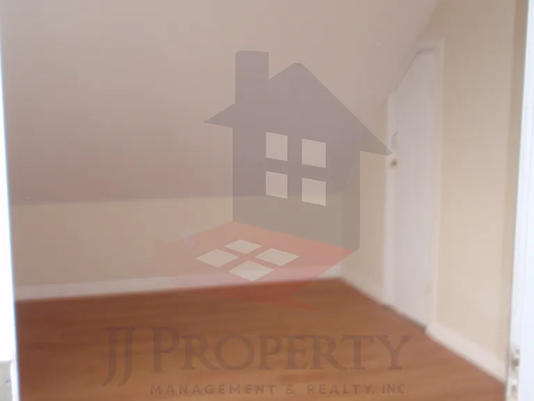797 Elmwood Ave #3 — Photo 5