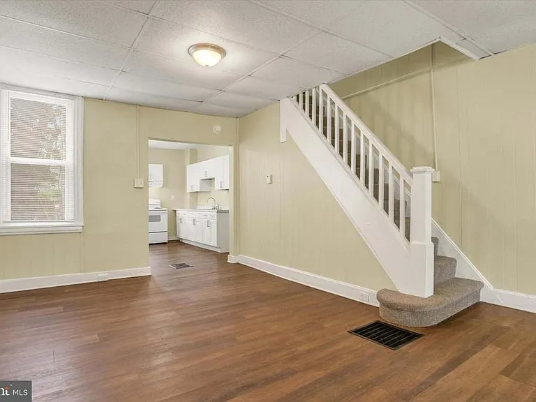 52 Balm St — Photo 3