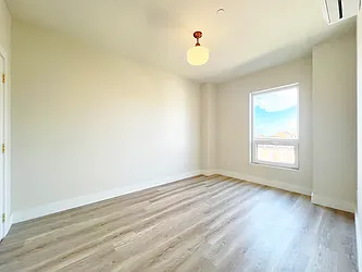 Rented by MADEHOME
