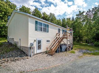 400 Simonds Rd, Dalton, NH 03598