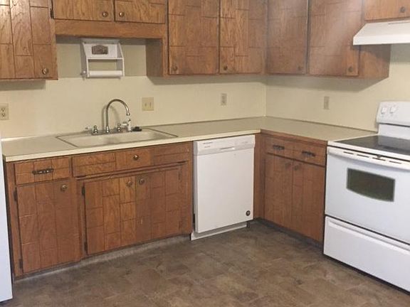 2nd image of 1304 Edgewood Blvd
