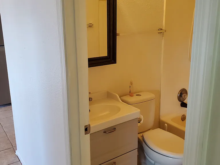 2-480 E Fred Ave — Photo 1