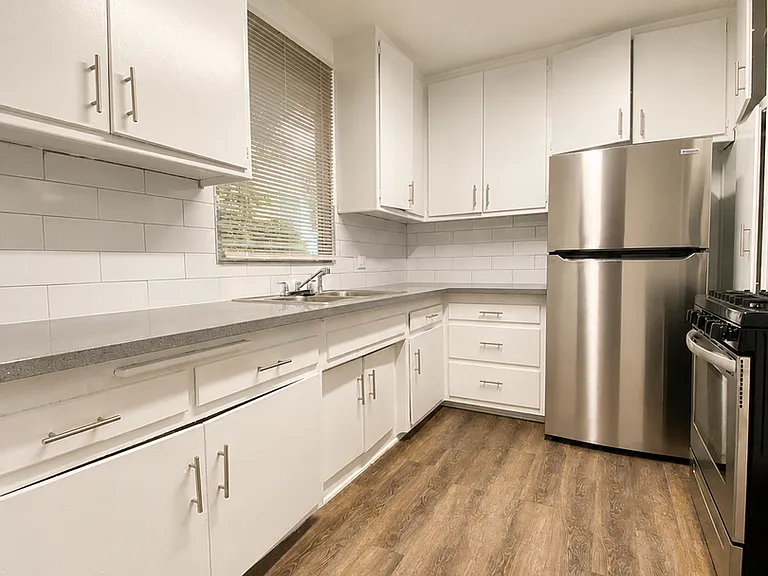 1046 S. Wooster St., Los Angeles, CA 90035 — Photo 5