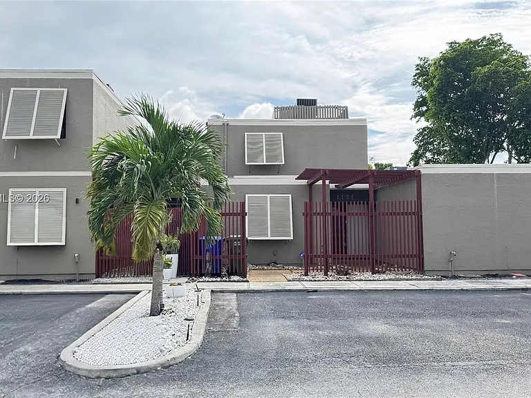 1151 Windward Dr #1151 — Photo 1