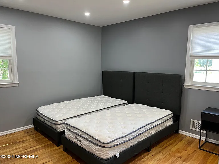 106 Pear St — Photo 11