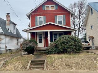 2214 Willow St, Erie, PA