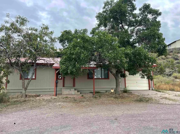 307 Debra Dr, Gallup, NM 87301