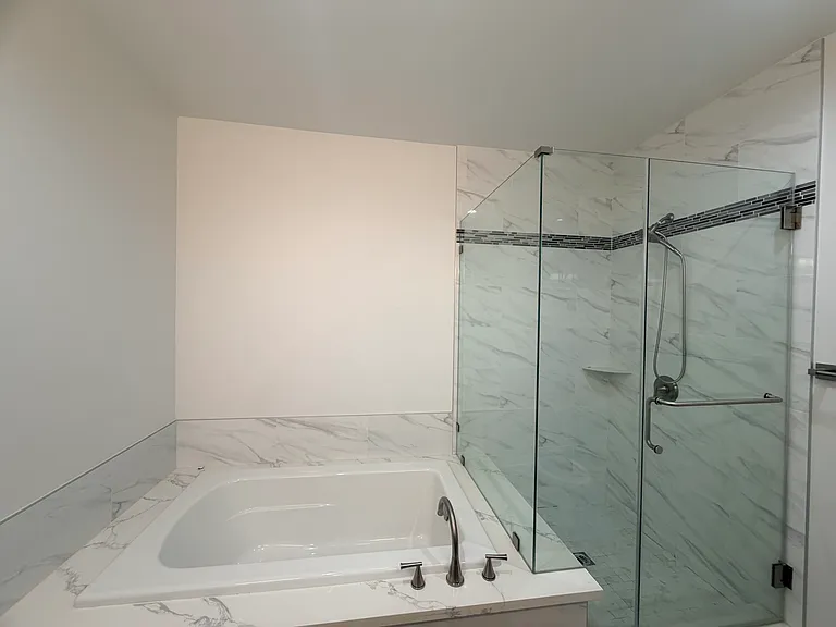 2516 Edwards Ave #D — Photo 8