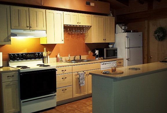 5th image of 603-4 E Colonial Ave