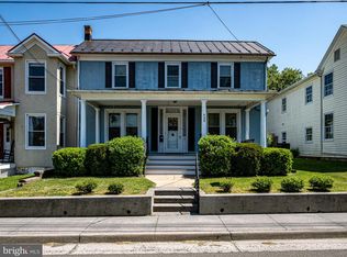 220 W Main St, Berryville, VA