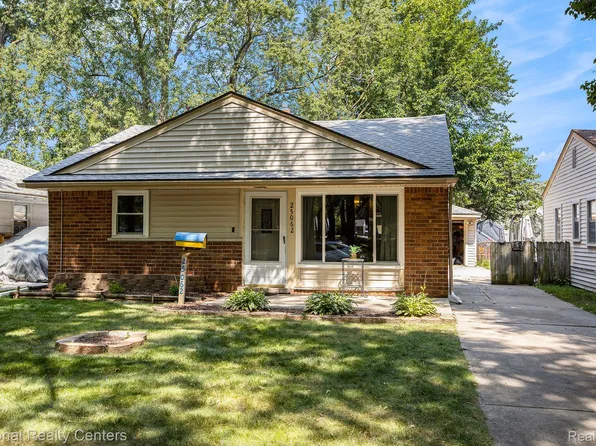 25062 Lehigh St, Dearborn Heights, MI 48125