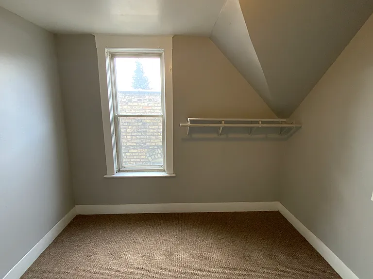 5 bed, 2.0 bath, 1544 sqft, $1,795 — Photo 57