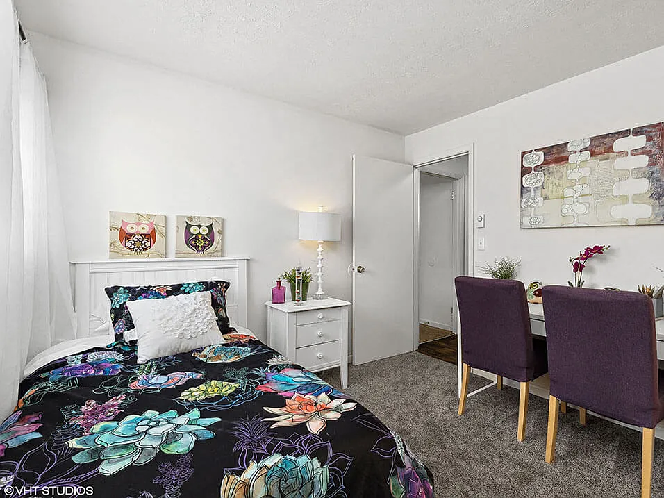 Second Bedroom or Office Space