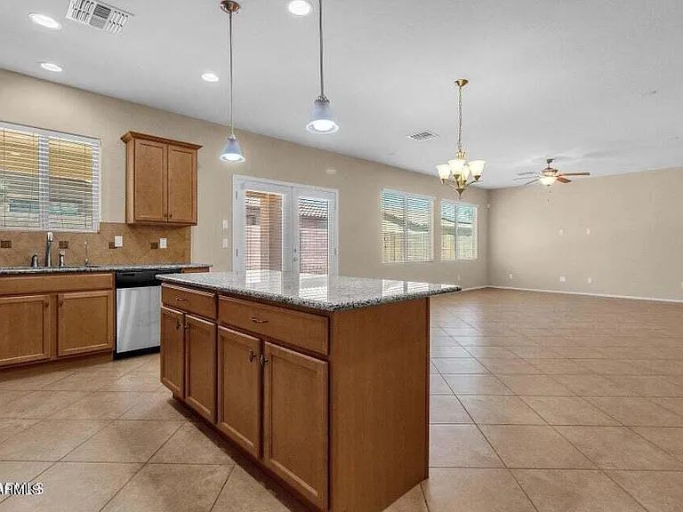 5542 W Kowalsky Ln — Photo 14