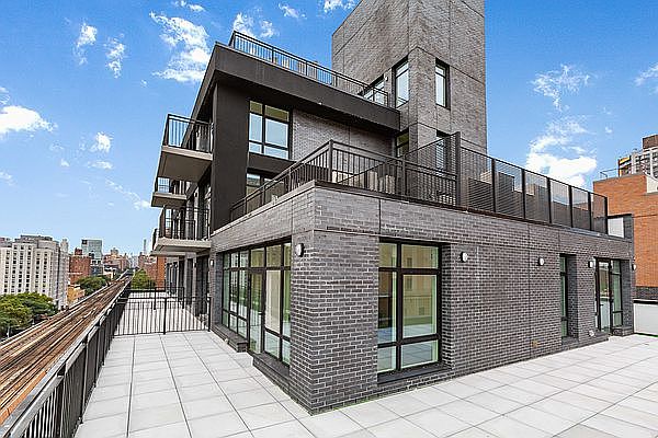 1st image of 1516 Park Ave #9A