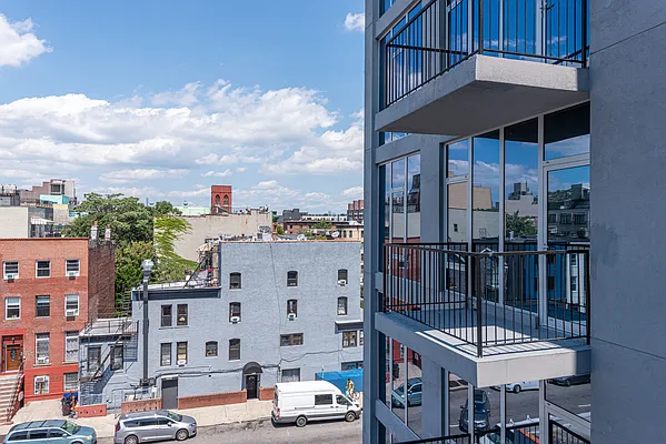 Rented by Corcoran | media 17