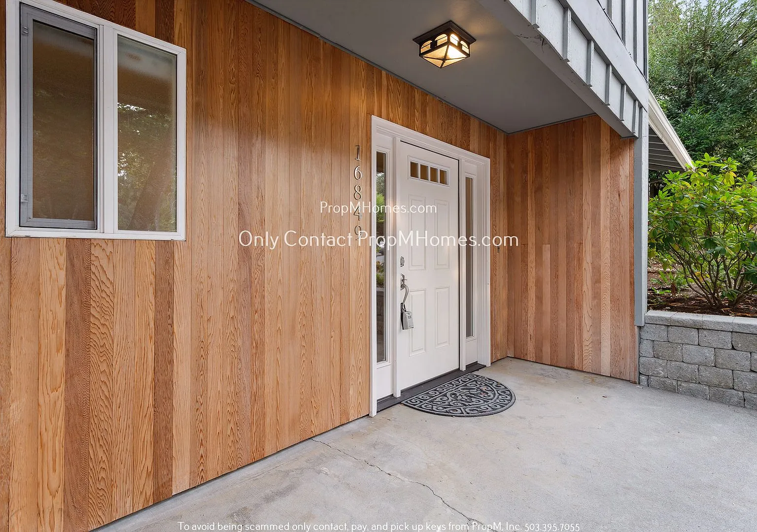 Stunning Lake Oswego Home with Modern Comforts and Private Outdoor Oasis! — Photo 2