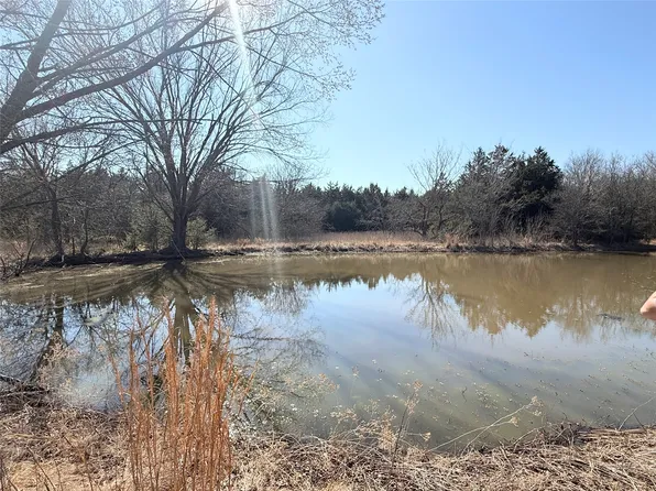 105 Riley St, Wortham, TX 76693