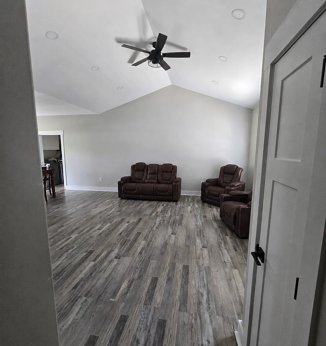 3 bed, 1550 sqft, $2,075 — Photo 3