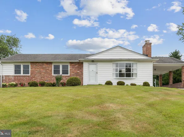 9252 Maple Rock Dr, Ellicott City, MD 21042