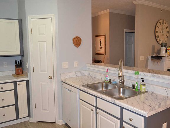4th image of 152 Saddlebrook Ln Unit 471
