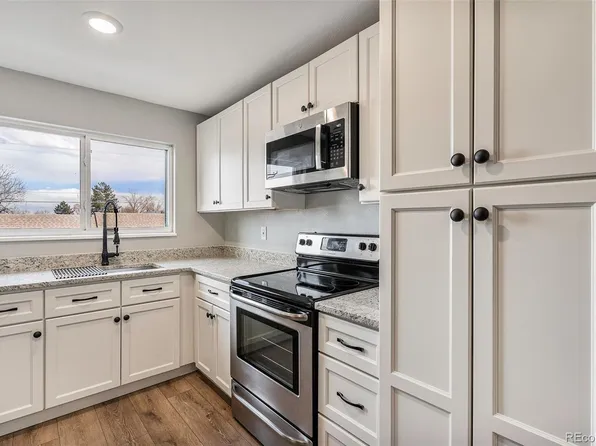 3518 S Depew Street #204, Lakewood, CO 80235