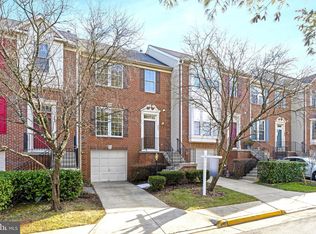 2035 Madrillon Springs Ct, Vienna, VA 22182