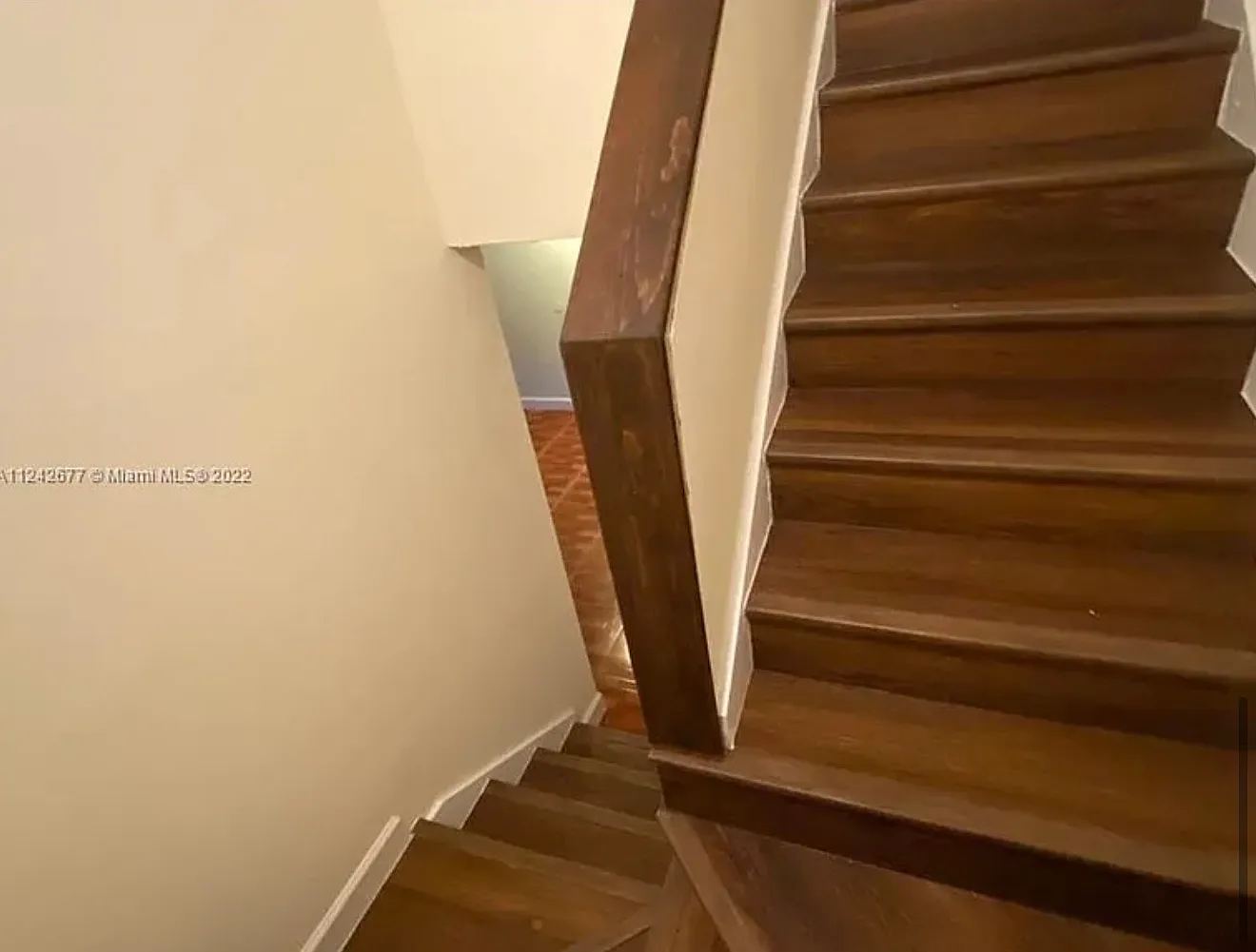 2 bed, 2.5 bath, 1150 sqft, $2,400 — Photo 4