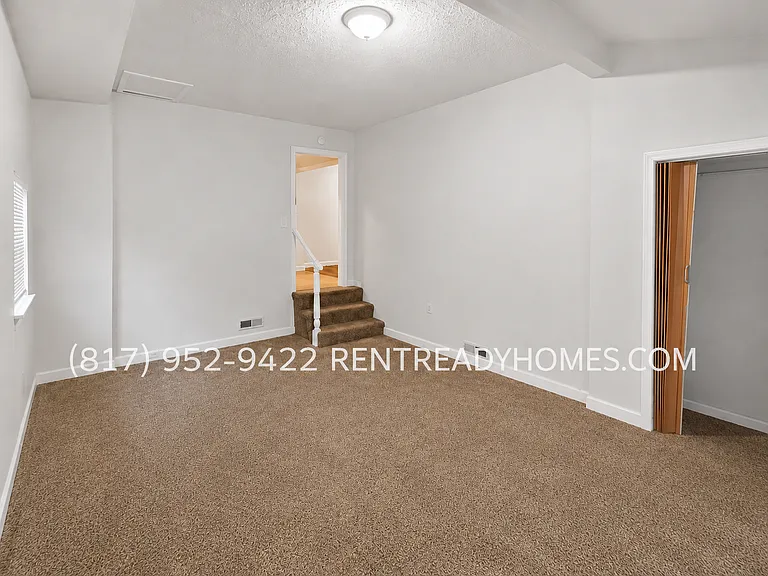 1416 Woodward Rd — Photo 15