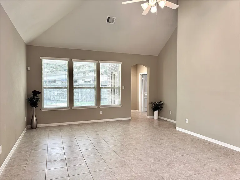 6418 Burgess Heights Ln — Photo 4