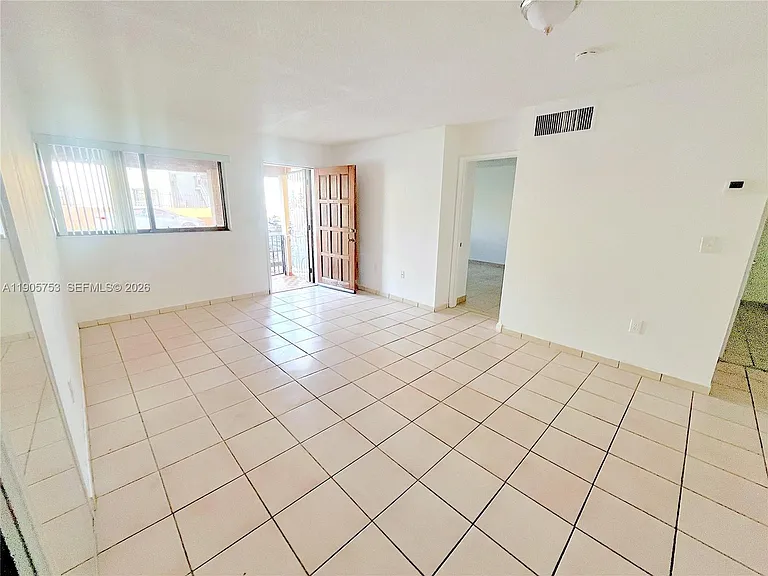 2740 W 63rd St #104 — Photo 12