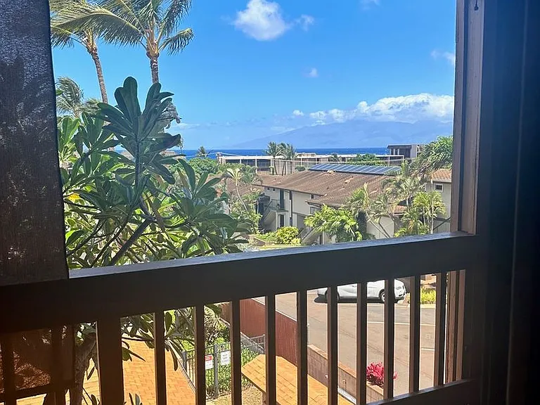 3740 Lower Honoapiilani Rd #C208 — Photo 9