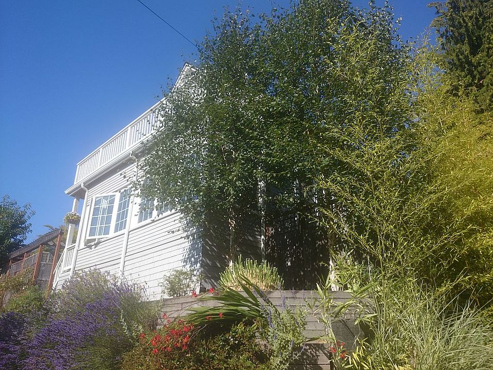 2nd image of 6122 36th Ave NW
