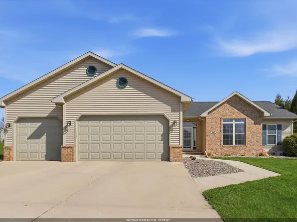 412 Harvest Hill Dr, Denmark, WI 54208