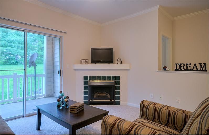 211 S Knollwood Dr STE 2205, Blacksburg, VA 24060 Zillow