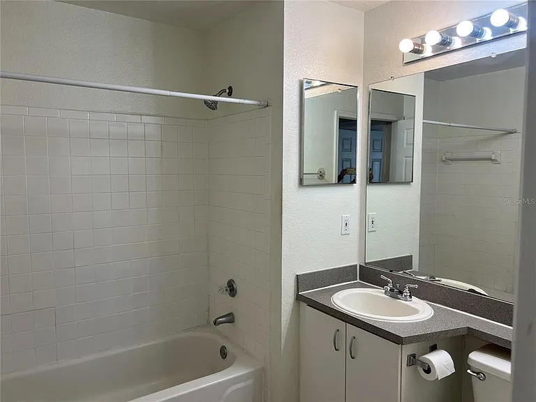 8915 Latrec Ave #2201 — Photo 10