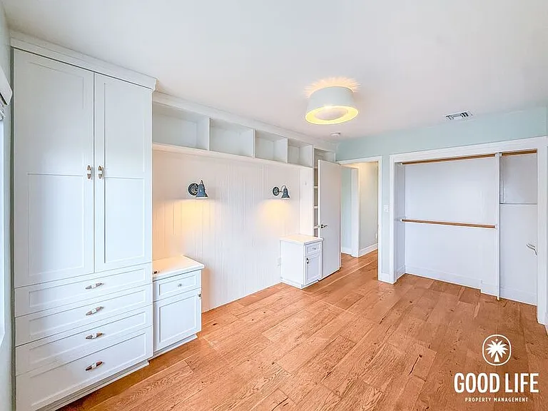 2151 Cambridge Ave — Photo 8