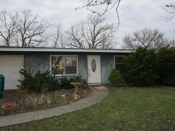 504 Robyn Rd, Valparaiso, IN 46385