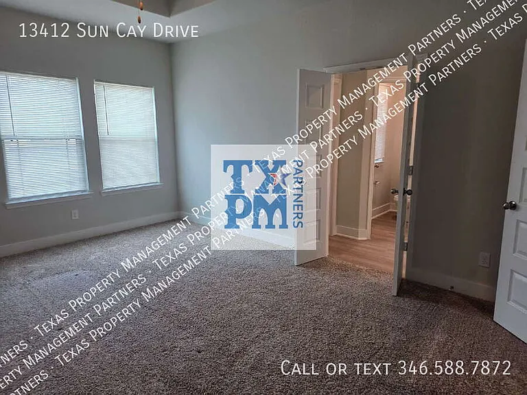 13412 Sun Cay Dr — Photo 6