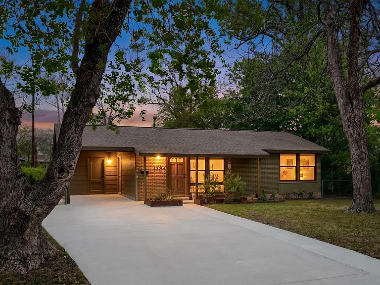 5205 Andover Pl — Photo 2