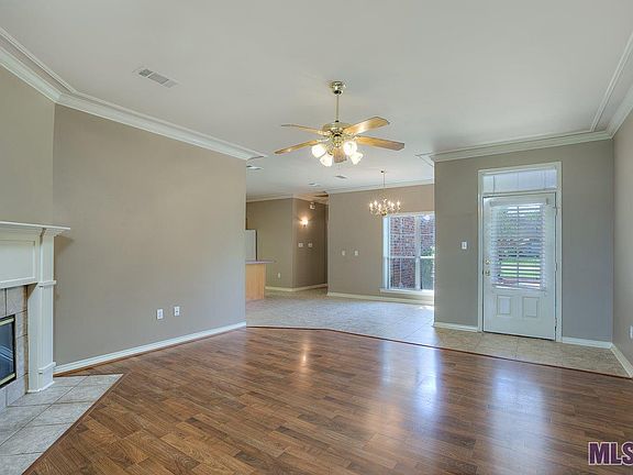 4th image of 38152 Willow Lake East Ave