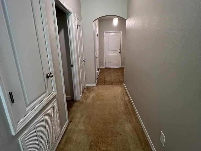 4928 Makenna Cir — Photo 3