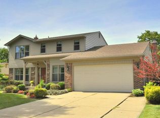 16917 Dunswood Rd, Northville, MI 48168