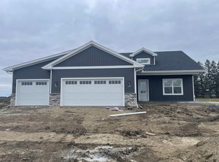 1501 Hillshire Dr, Urbana, IL 61802